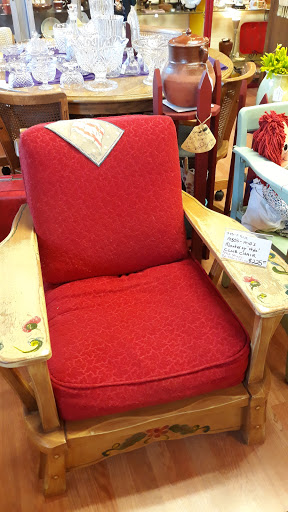 Antique Store «Too Much Stuff Quality Second Hand Treasures», reviews and photos, 1151 Grass Valley Hwy, Auburn, CA 95603, USA