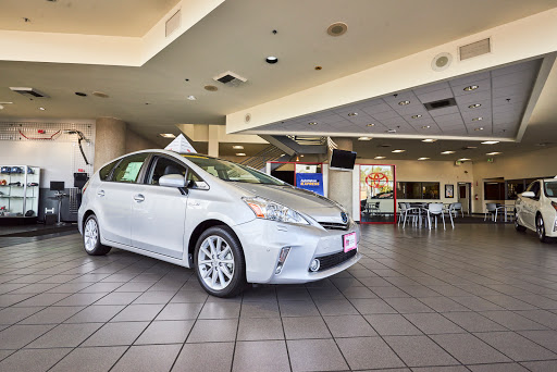 Toyota Dealer «AutoNation Toyota Buena Park», reviews and photos, 6400 Beach Blvd, Buena Park, CA 90621, USA