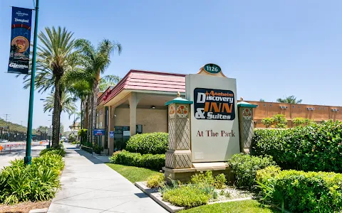 Anaheim Discovery Inn & Suites At The Park image