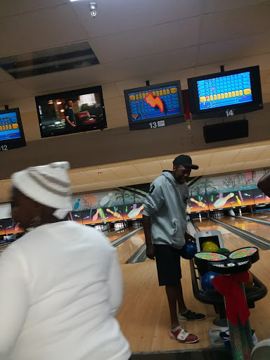 Bowling Alley «Jax Lanes Grove Park», reviews and photos, 8720 Beach Blvd, Jacksonville, FL 32216, USA