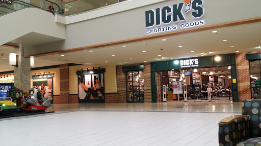 Shopping Mall «Monroeville Mall», reviews and photos, 200 Mall Cir Dr, Monroeville, PA 15146, USA