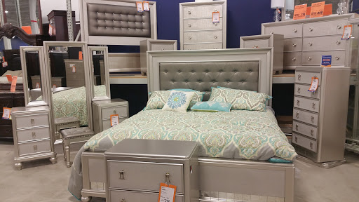 Furniture Store «Weekends Only Furniture & Mattress», reviews and photos, 8315 Center Run Dr, Indianapolis, IN 46250, USA