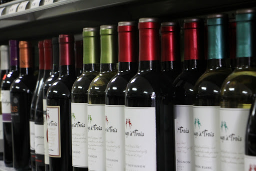 Liquor Store «Pike Wines & Liquors», reviews and photos, 111 N White Horse Pike, Hammonton, NJ 08037, USA