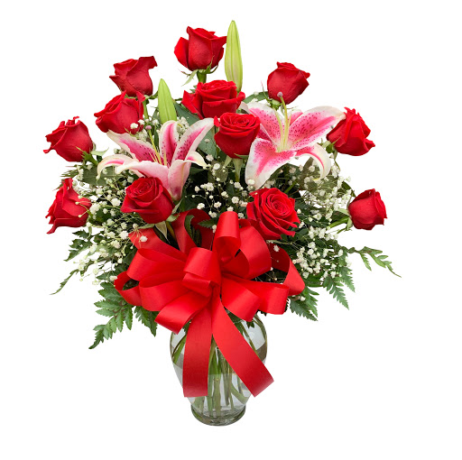 Florist «Dietz Flower Shop & Tuxedo Rental», reviews and photos, 969 E Kingsbury St, Seguin, TX 78155, USA