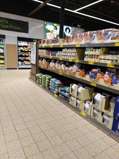 Supermarket «ALDI», reviews and photos, 3831 E Main St, Whitehall, OH 43213, USA