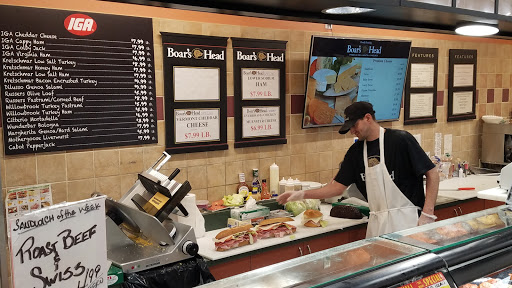 Grocery Store «Larkfield Iga LLC», reviews and photos, 301 Clay Pitts Rd, East Northport, NY 11731, USA