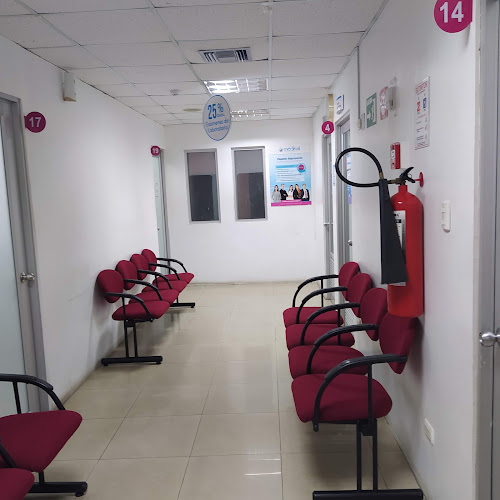 Opinii despre Centro Médico "Médikal Portete" în Guayaquil - Médico