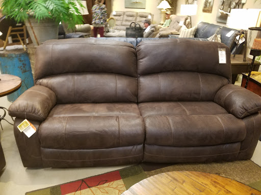 Furniture Store «Fashion Furniture», reviews and photos, 255 W El Paso Ave, Fresno, CA 93711, USA
