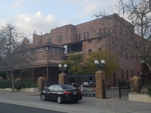 Shopping Mall «Los Angeles Mall», reviews and photos, 201 N Los Angeles St, Los Angeles, CA 90012, USA