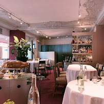 Atmosphère du Restaurant Au Trou Gascon à Paris - n°11
