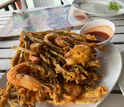Laem Hin Seafood photo