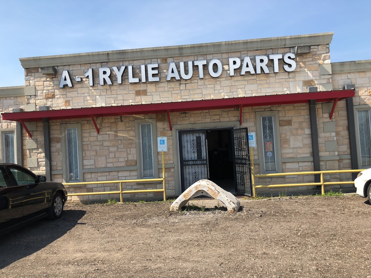 Auto parts store In Dallas TX 