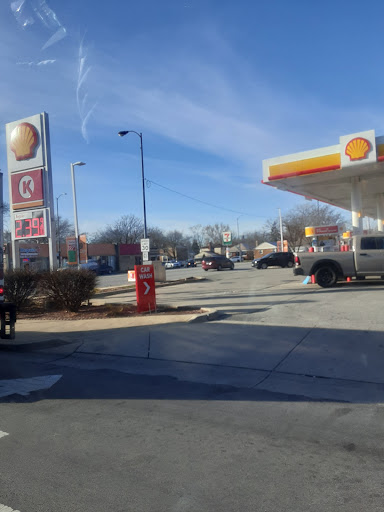 Gas Station «Circle K», reviews and photos, 10258 S Kedzie Ave, Evergreen Park, IL 60805, USA