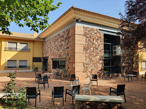 Salón Alcaraz - Av. Dr. Artero Guirao, 30740 San Pedro del Pinatar, Murcia, España