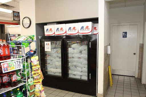 Convenience Store «Pic-N-Pac», reviews and photos, 969 I-10 Frontage Rd, Seguin, TX 78155, USA