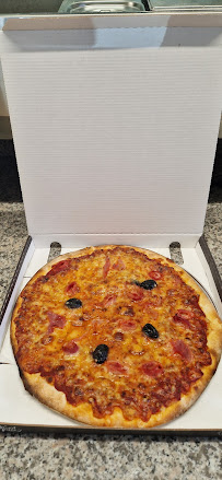 Photos du propriétaire du Pizzas à emporter Pizza-Box Millau distributeur de Pizzas - n°9