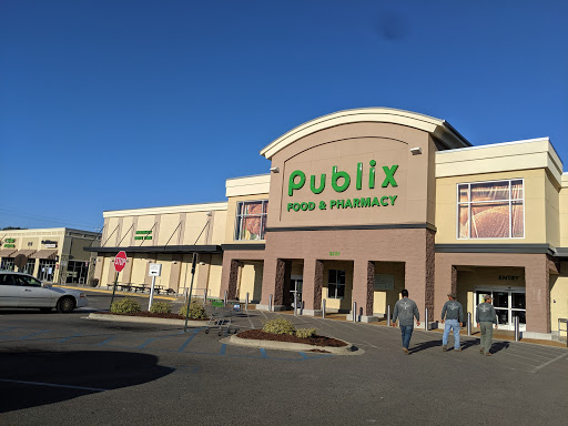 Publix Super Market at Muscle Shoals Commons, 3220 Woodward Ave, Muscle Shoals, AL 35661, USA, 