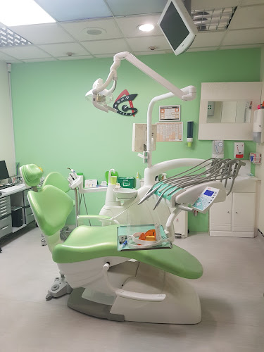 Reviews of MacroCare Dental Health in Woking - Dentist
