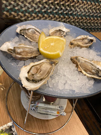 Huître du Restaurant de fruits de mer Vin & Marée Suffren Ecole Militaire à Paris - n°11