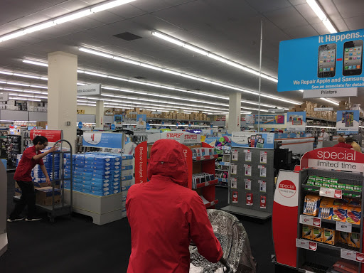 Office Supply Store «Staples», reviews and photos, 165 Middlesex Ave, Somerville, MA 02145, USA