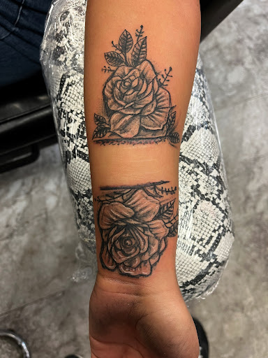 Explore fineline tattoo ideas, creative tattoo ideas in Seymour, available at American Gypsy Tattoo Corp.