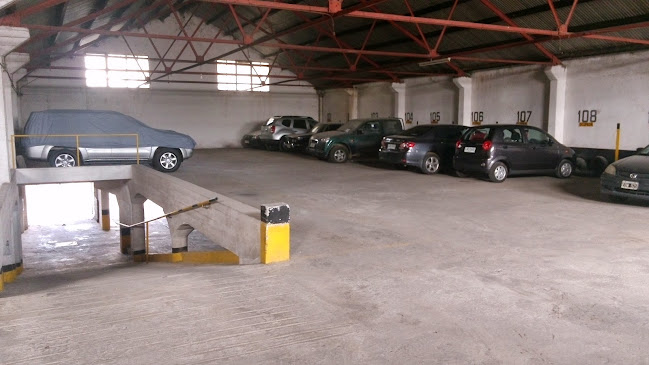 Opiniones de Garage Detailing Donde Consentir Tu Auto en Colonia - Agencia de alquiler de autos