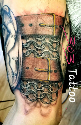 Explore tattoo hip ideas, creative tattoo ideas in Lake Havasu City, available at 303Tattoo
