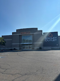 Ashley Outlet - Photo 4 - Car repair in Waterbury, CT, Waterbury