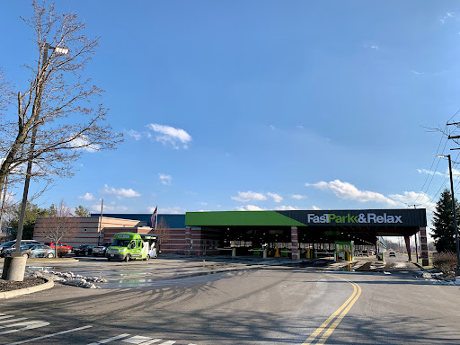 Airport Parking Lot «Airport Fast Park», reviews and photos, 18899 Snow Rd, Brook Park, OH 44142, USA