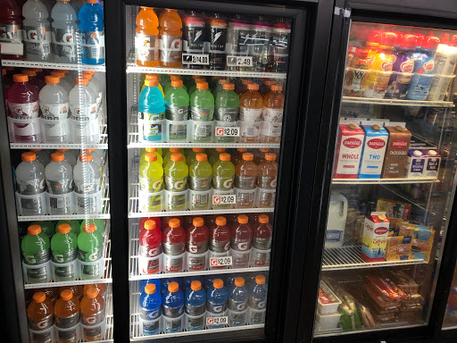 Grocery Store «Handy Corner Food Store», reviews and photos, 8009 112th St E, Puyallup, WA 98373, USA