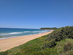 Photo de Sapphire Beach entouré de montagnes
