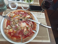 Pizza du Pizzeria CAPODIMONTE Roques - n°19