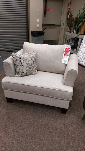 Furniture Store «Mor Furniture for Less», reviews and photos, 5156 N Blackstone Ave, Fresno, CA 93710, USA