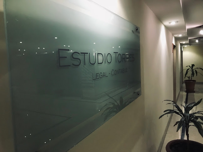 Estudio Torres - Las Piedras