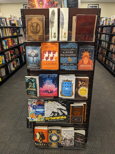 Book Store «Books-A-Million», reviews and photos, 2060 Southlake Mall #704, Merrillville, IN 46410, USA