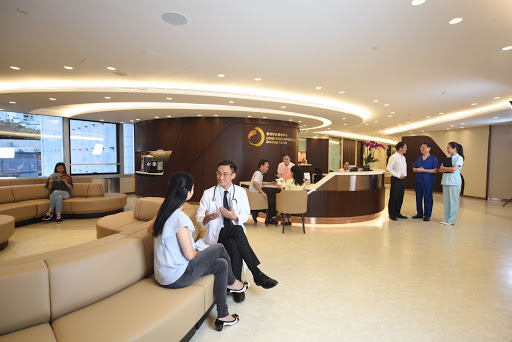 Hong Kong Integrated Oncology Centre (HKIOC) 香港綜合腫瘤中心