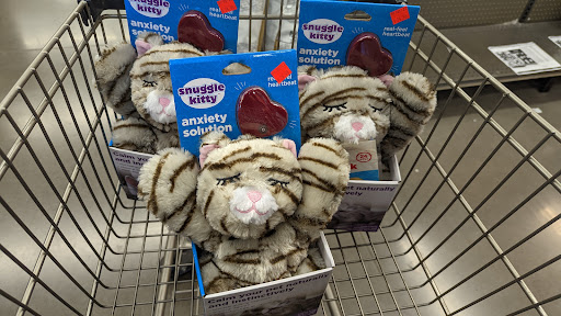 Pet Supply Store «Petco Animal Supplies», reviews and photos, 12444 NW 10th St #301, Yukon, OK 73099, USA