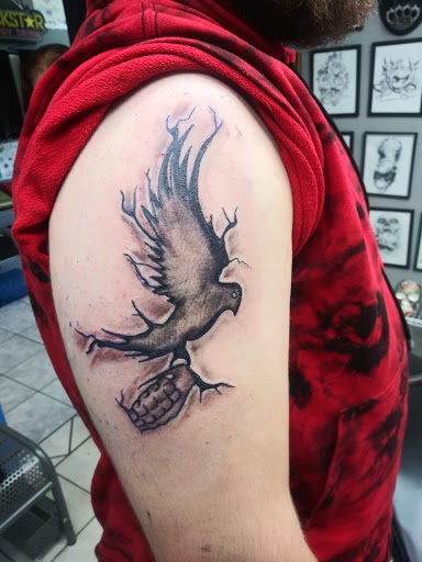 Explore mountaineering tattoo ideas, creative tattoo ideas in Bradenton, available at Memory Lane Tattoo Co.