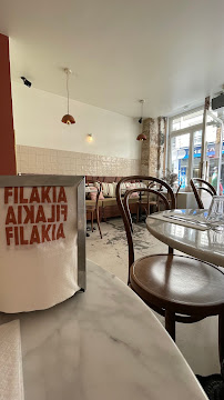 Atmosphère du Restaurant grec Filakia, Petit Café d'Athènes à Paris - n°2