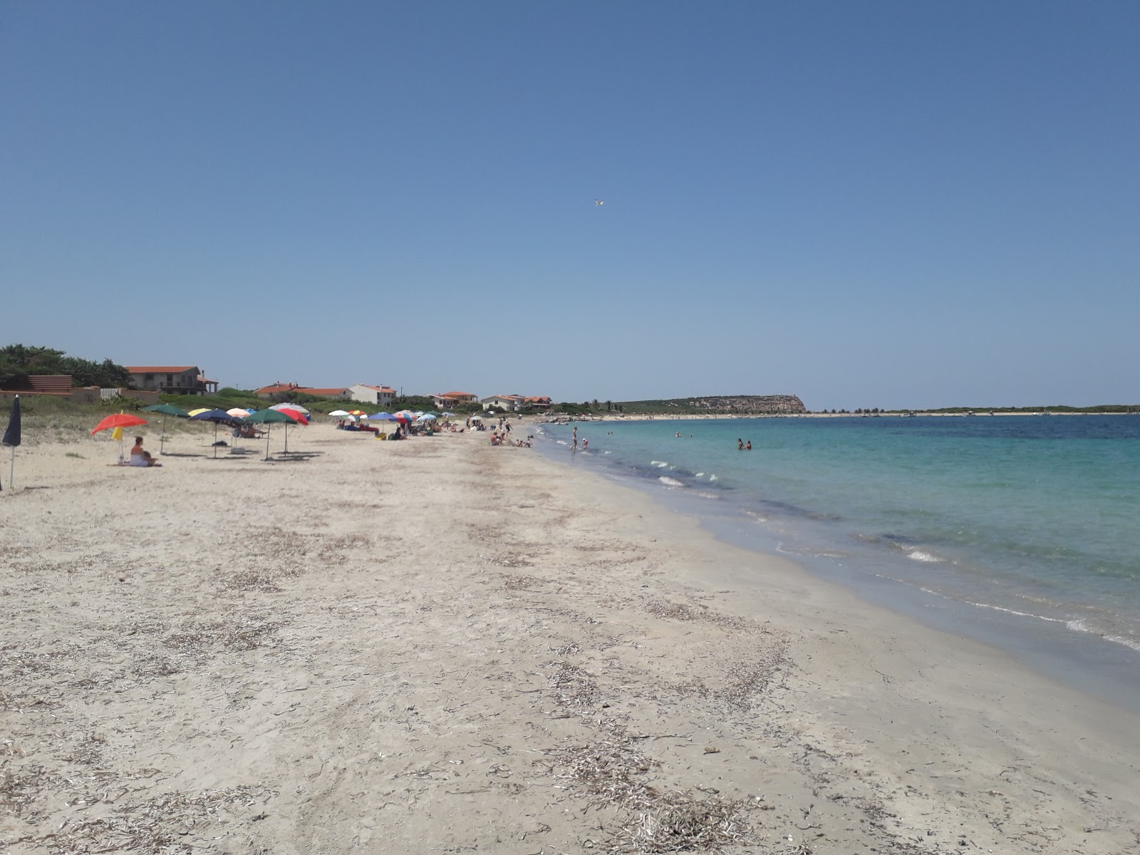 Foto av Sa Rocca Tunda beach med medium nivå av renlighet