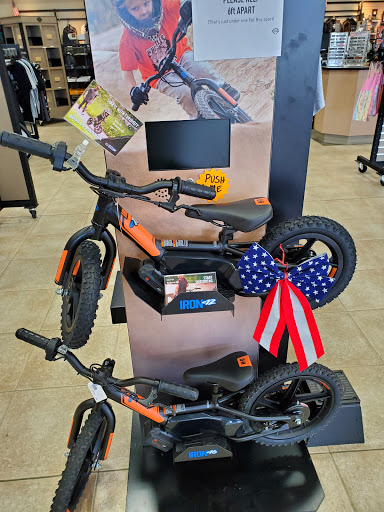 Motorcycle Dealer «M & S Harley-Davidson», reviews and photos, 160 Falling Spring Rd, Chambersburg, PA 17202, USA