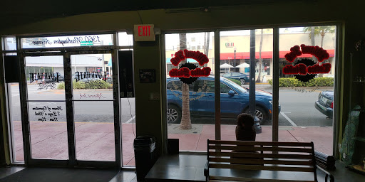 Tattoo Shop «Love Hate Tattoo Studio», reviews and photos, 1360 Washington Ave, Miami Beach, FL 33139, USA