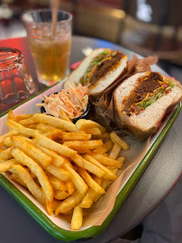 Club sandwich du Restaurant américain Sloopy Jo à Lieusaint - n°19