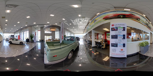 Toyota Dealer «Toyota Vallejo», reviews and photos, 201 Auto Mall Pkwy, Vallejo, CA 94591, USA