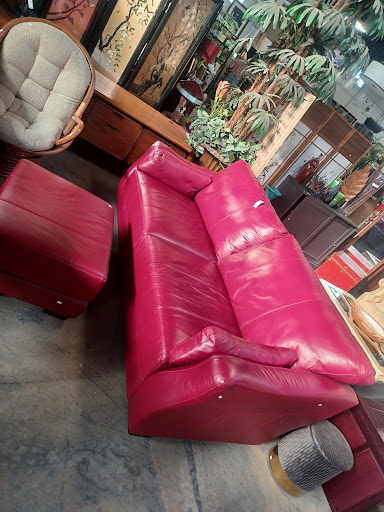 Consignment Shop «Consignment Classics Home Furnishings», reviews and photos, 1895 Hancock St, San Diego, CA 92110, USA