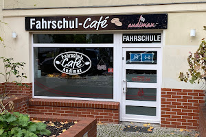 Pankow-Fahrschul-Cafe-Audimax-