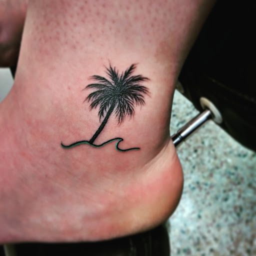 Tattoo Shop «Las Olas Tattoo Company», reviews and photos, 1509 E Las Olas Blvd, Fort Lauderdale, FL 33301, USA