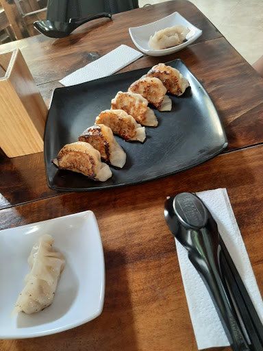 Sushi restaurants in Cali