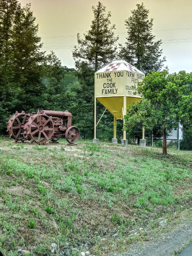 Pet Supply Store «Farmyard Feed», reviews and photos, 27705 Dutcher Creek Rd, Cloverdale, CA 95425, USA
