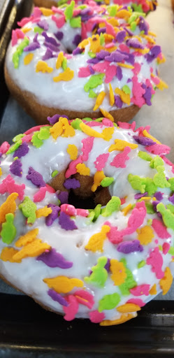 Donut Shop «Daylight Donuts», reviews and photos, 3560 E Court St, Iowa City, IA 52245, USA